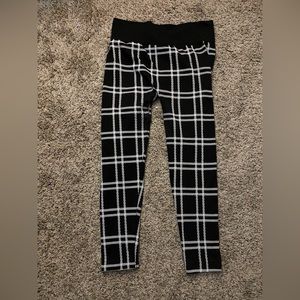 Maurices stretchy plaid leggings